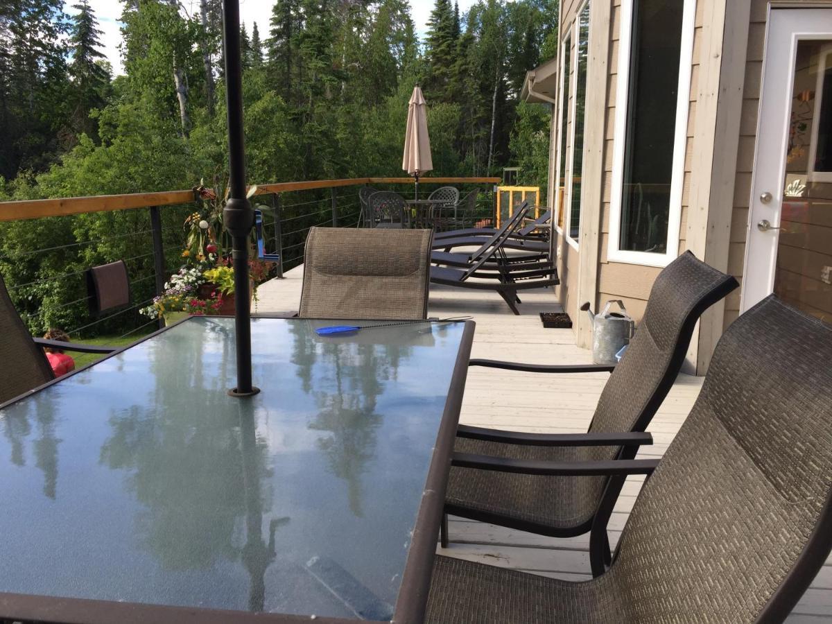 Pebble Springs Bnb Grand Beach Exterior photo